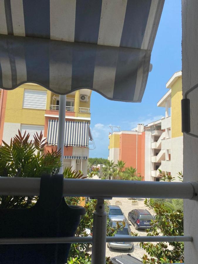 Qerret Boutique Studio Apartment Golem  Exterior foto
